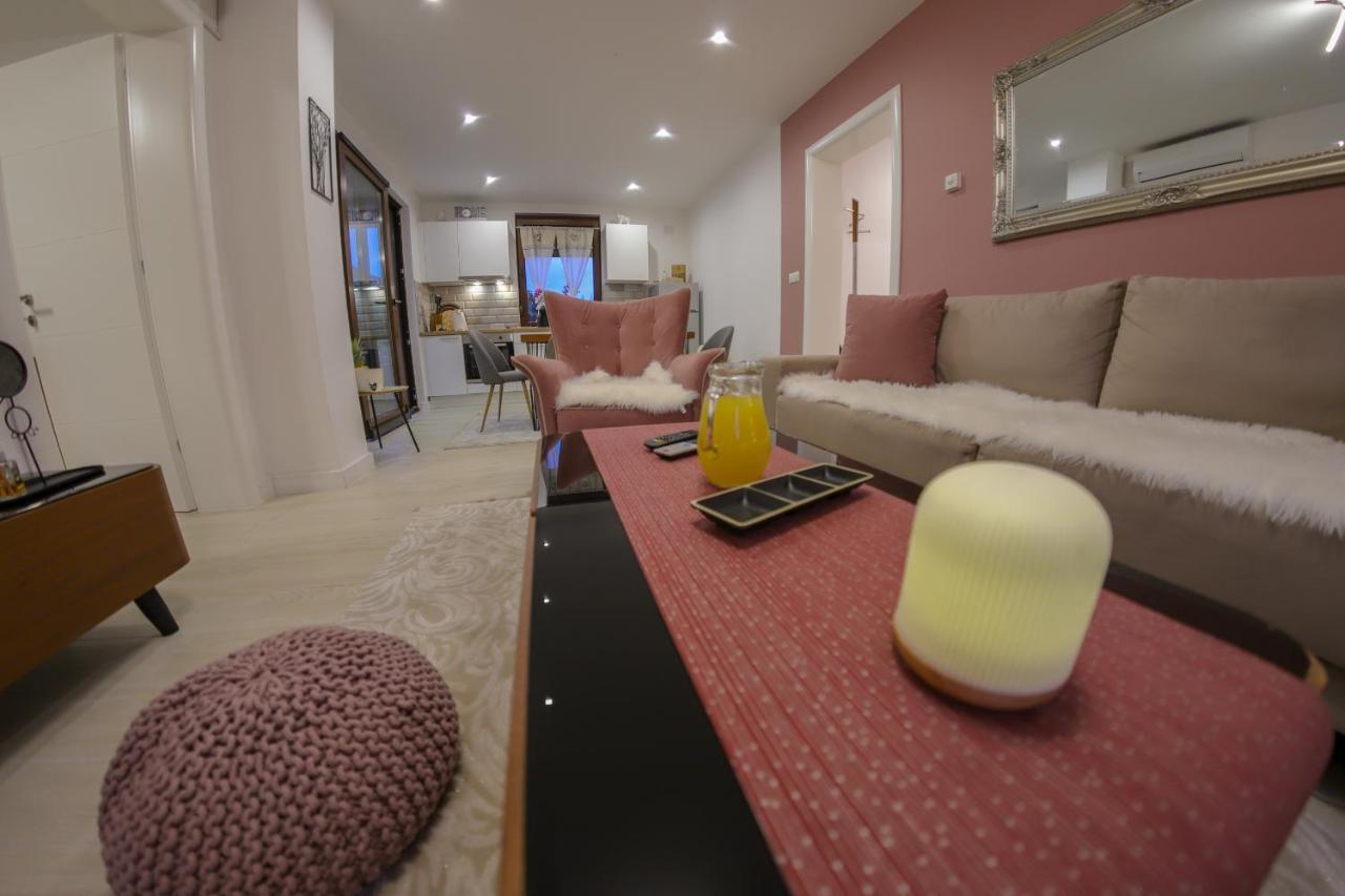 Apartments Edy Bihać Buitenkant foto