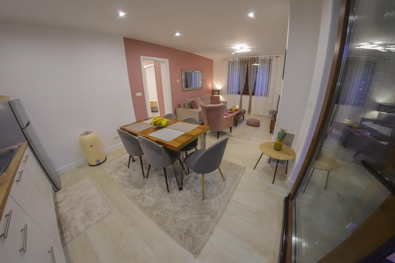 Apartments Edy Bihać Buitenkant foto