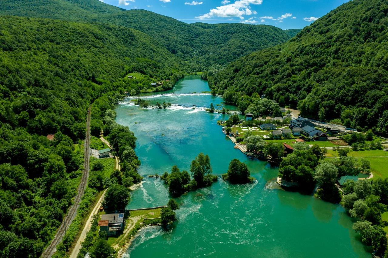 Apartments Edy Bihać Buitenkant foto